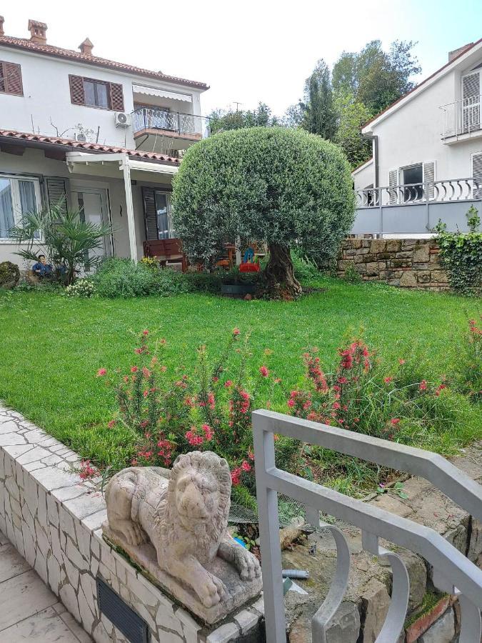 Papillon- Free Parking Apartment Копер Екстериор снимка